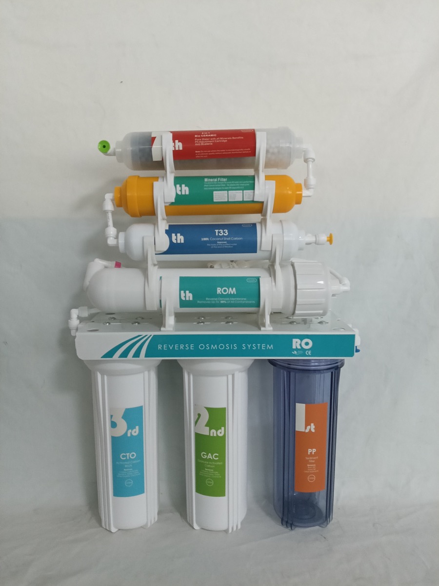 seven stage RO water purifier with white bracket for OEM configuration